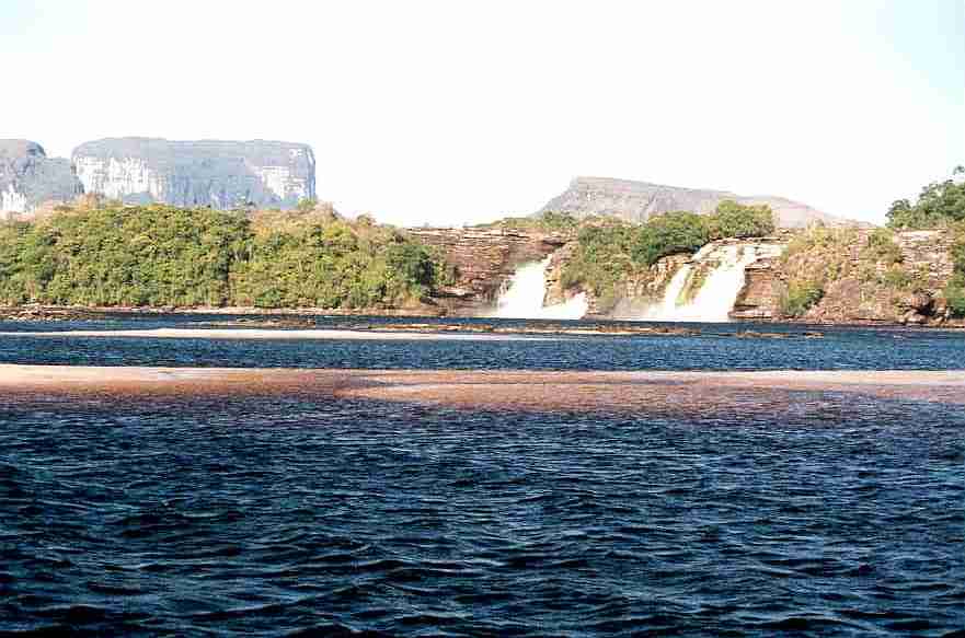 Canaima Lagoon